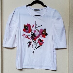 Zara Women's White Tee With Red Floral Graphic & Half Sleeves Size L